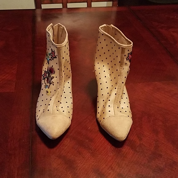 Womens low heel booties - Picture 6 of 6